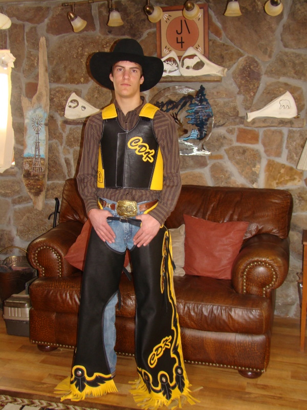  Rodeo Chaps / Bullridibg Chaps