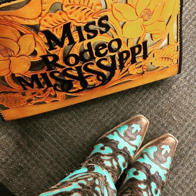 Rodeo-Queen-Autograph-BriefCase